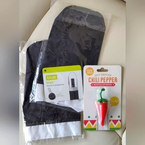 **BUNDLE ONLY** Set of 2 Nylon Wine Bags and Chili Pepper bottle stopper